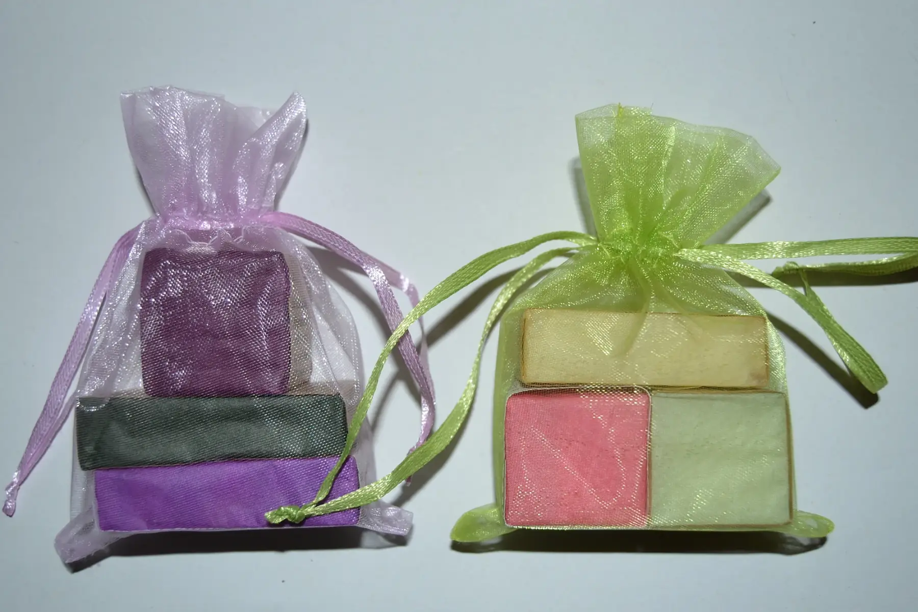 sac cadeau 3 mini savons