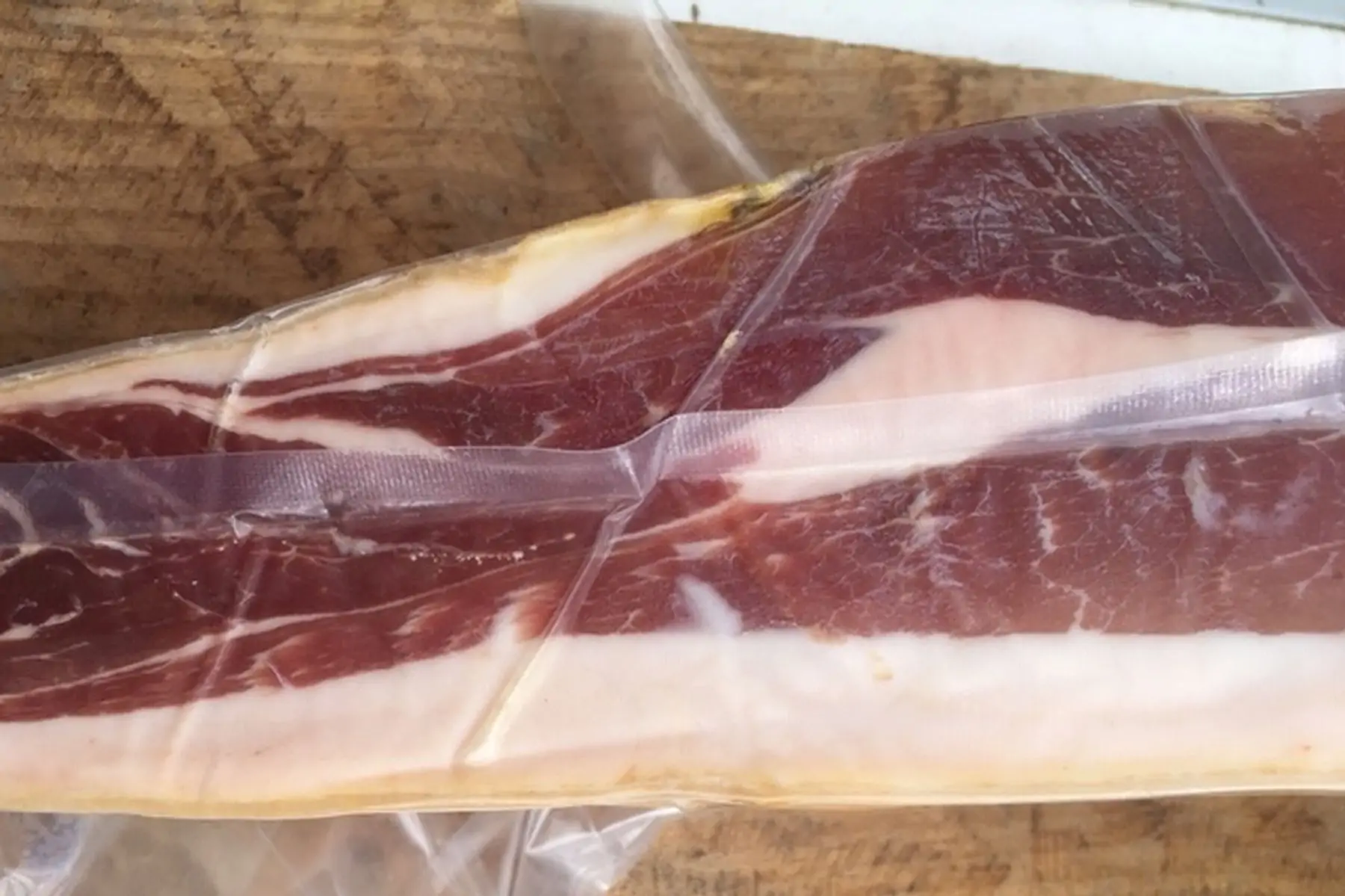 jambon de pays de porc noir gascon bio (500g minimum)
