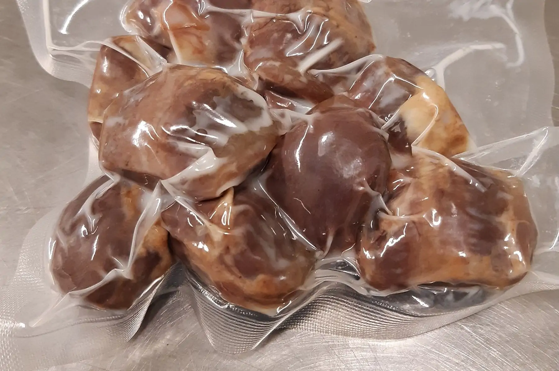 j/ 10 lobes de gésiers de canard confit sous vide