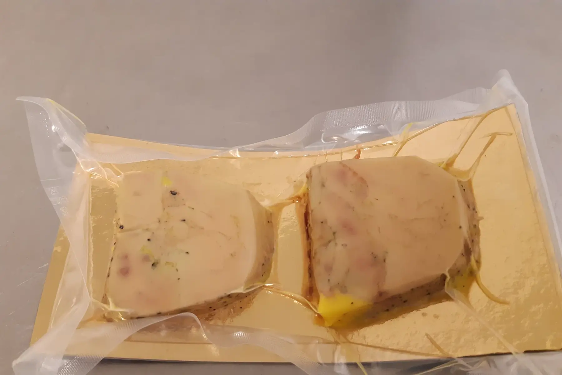 2 tranches de foie gras de canard mi-cuit