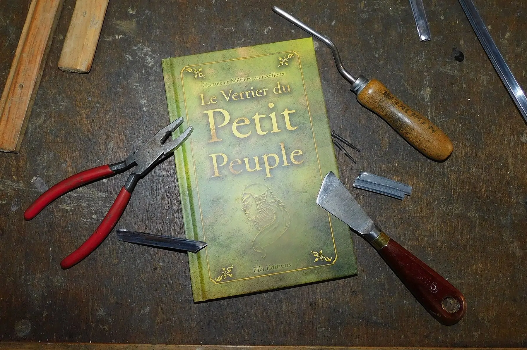 livre : le verrier du petit peuple