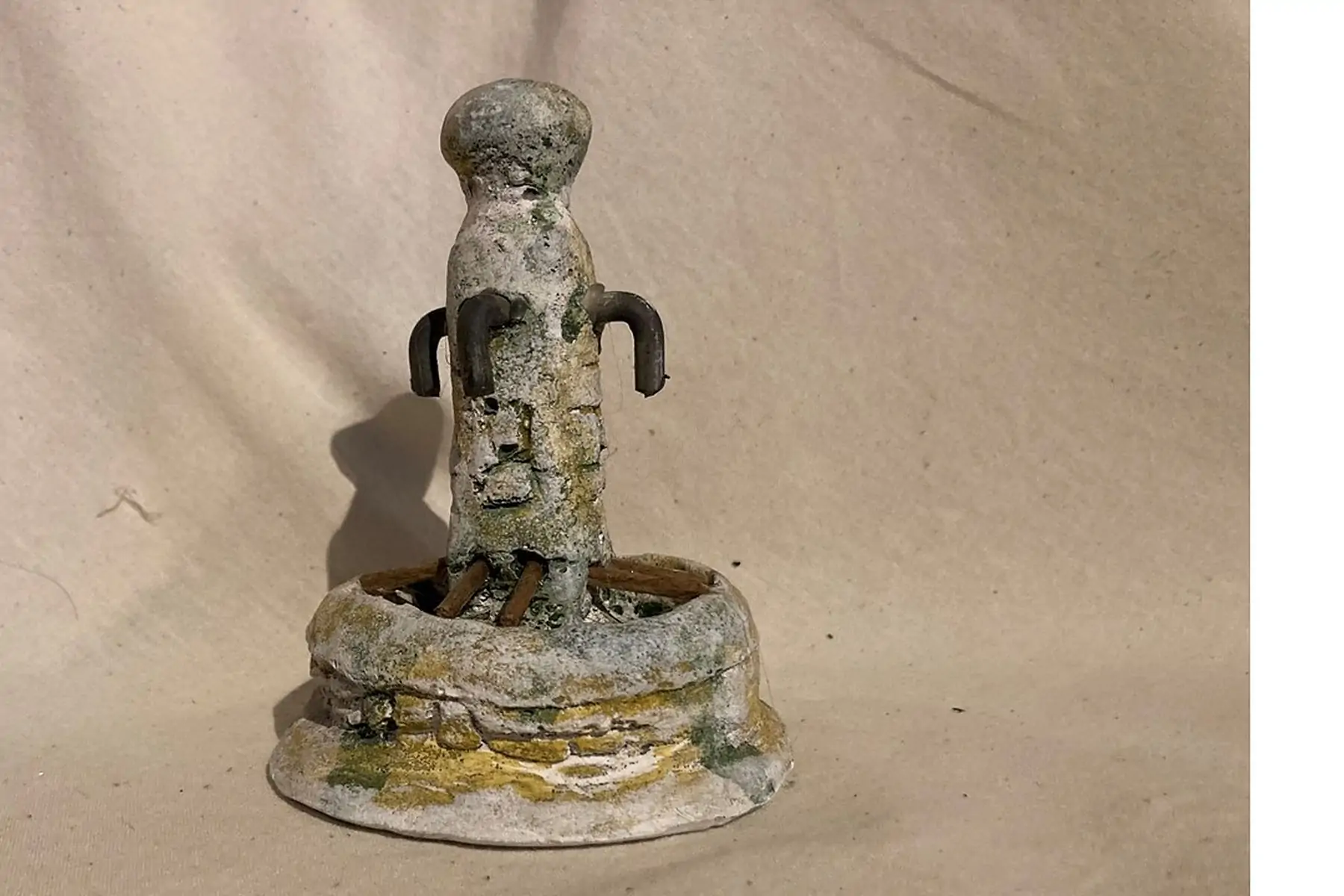 petite fontaine - élément de décor de crèche