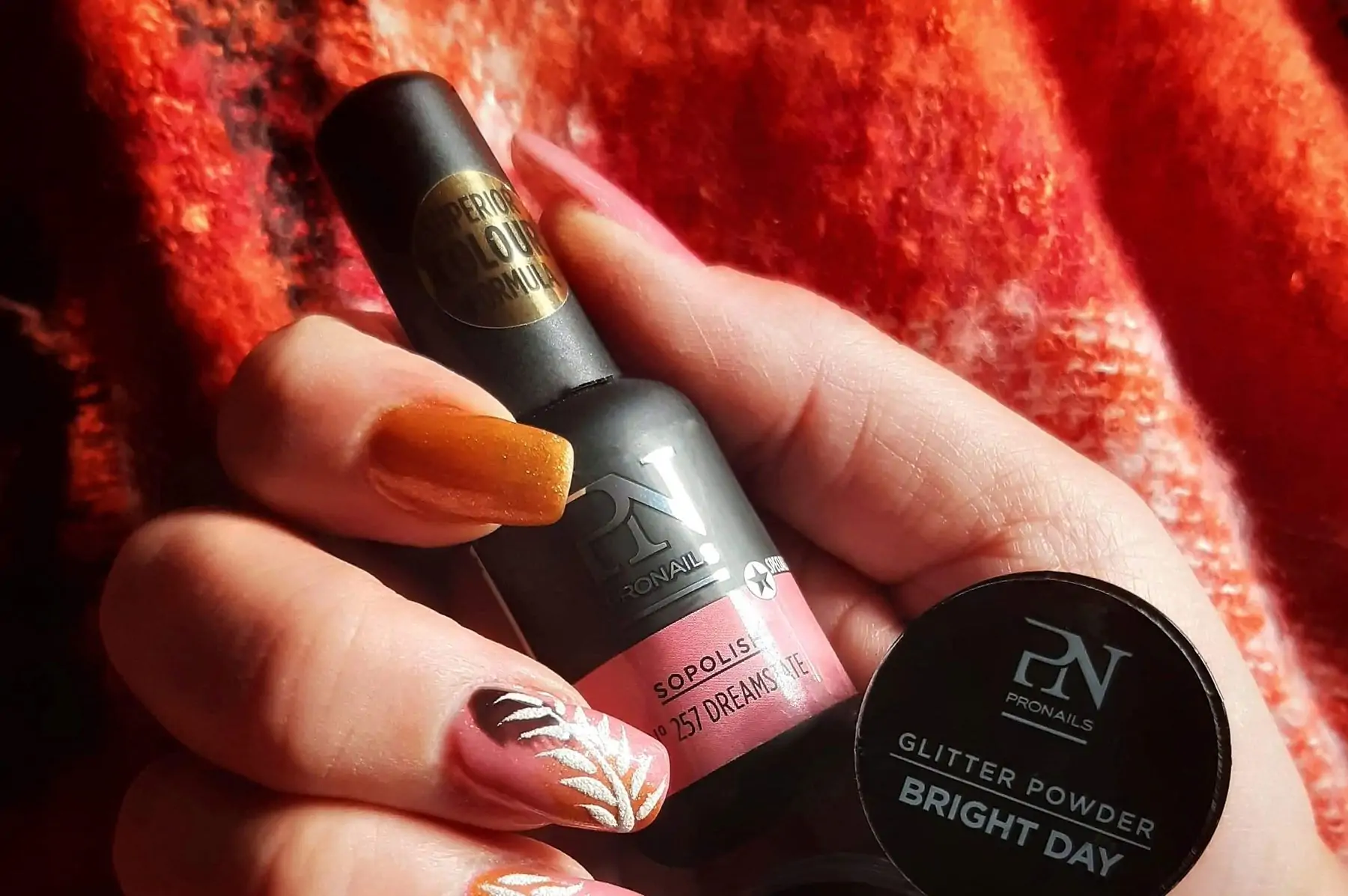 onglerie : vernis semi-permanent, gel dès 40€ avec notre partenaire