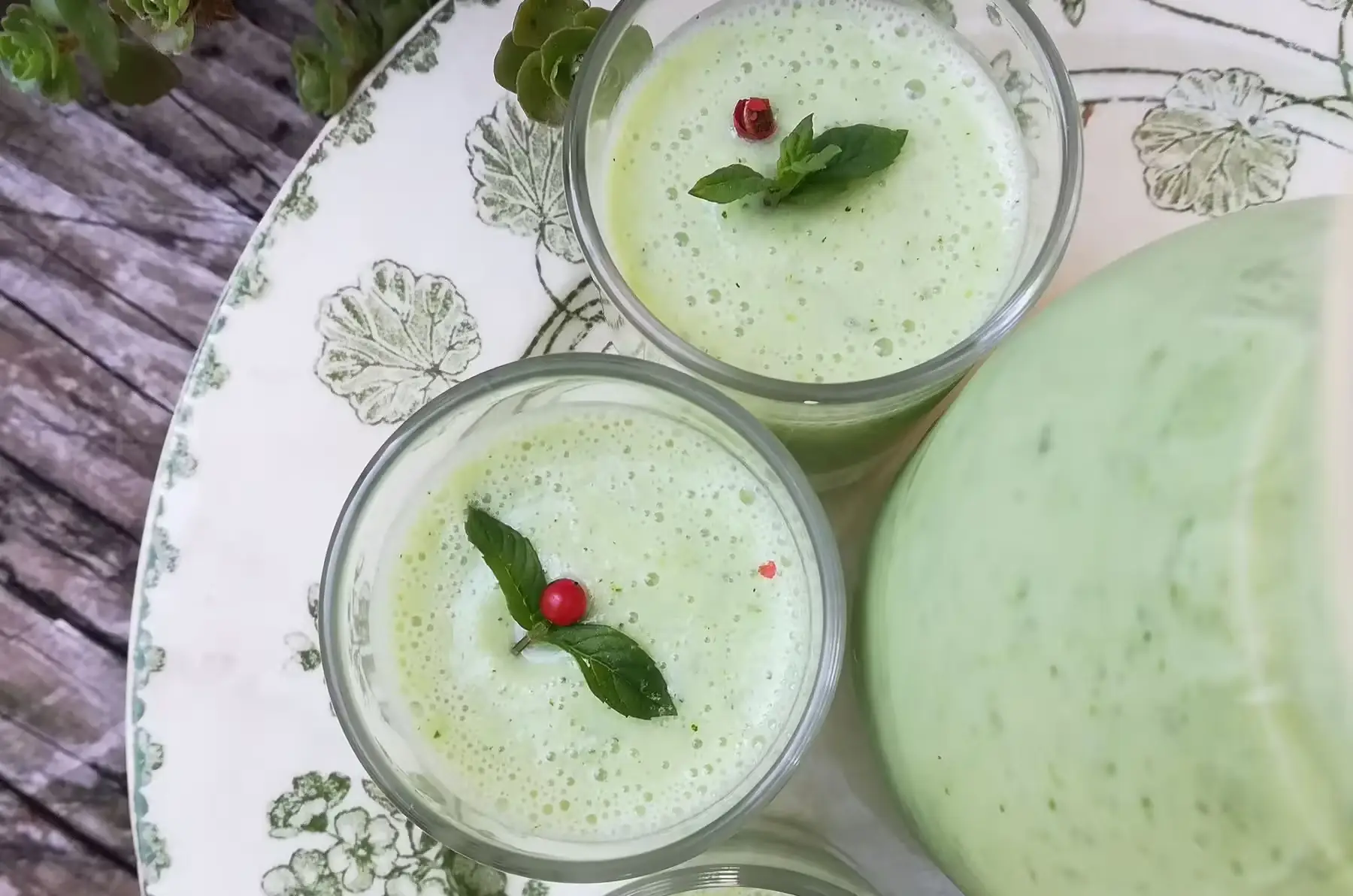 velouté de concombre au lait de coco et basilic v sg