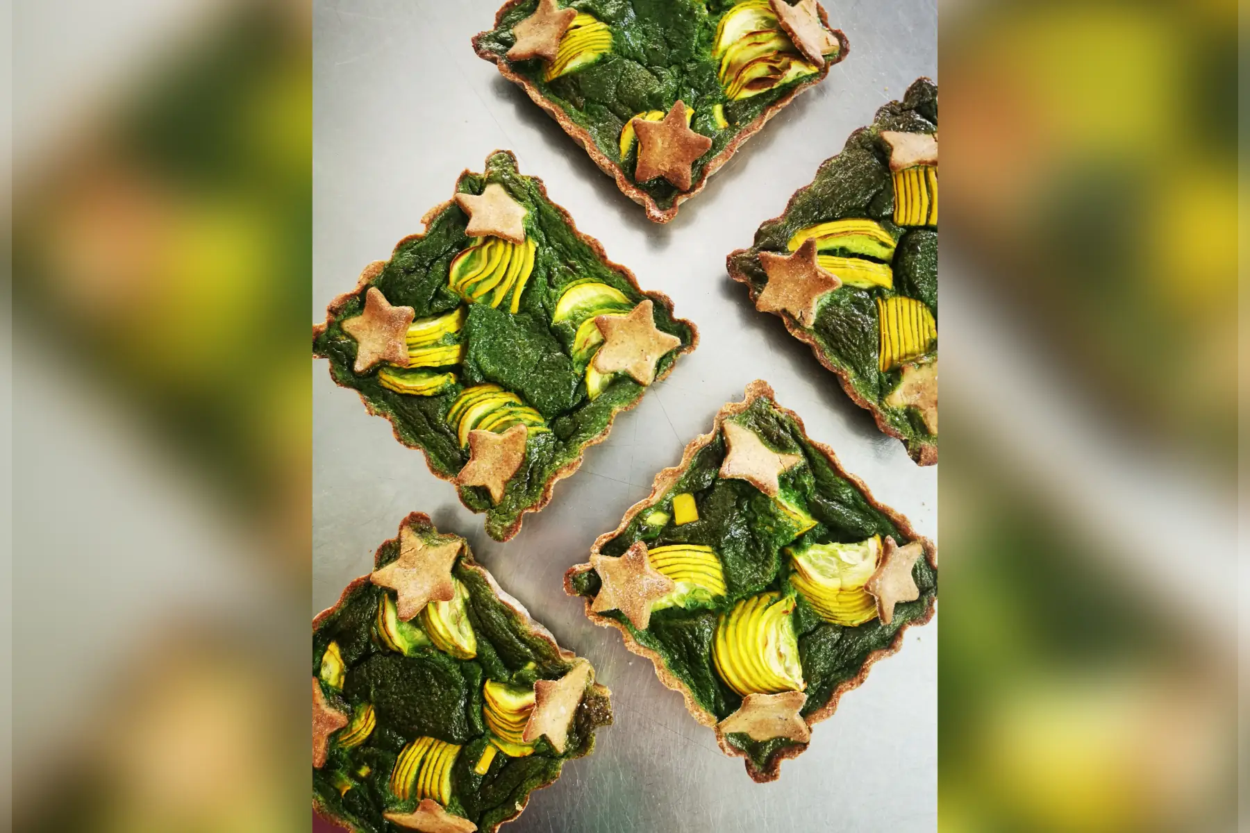 tartelette aux épinards, courgette jaune, curry et coco vg sg sl