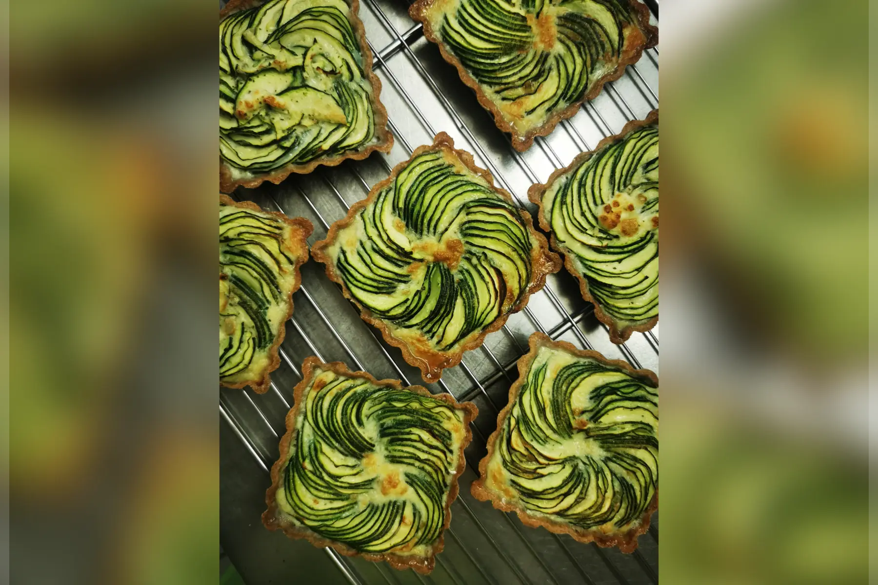 Tartelette courgette, chèvre frais et menthe VG SG