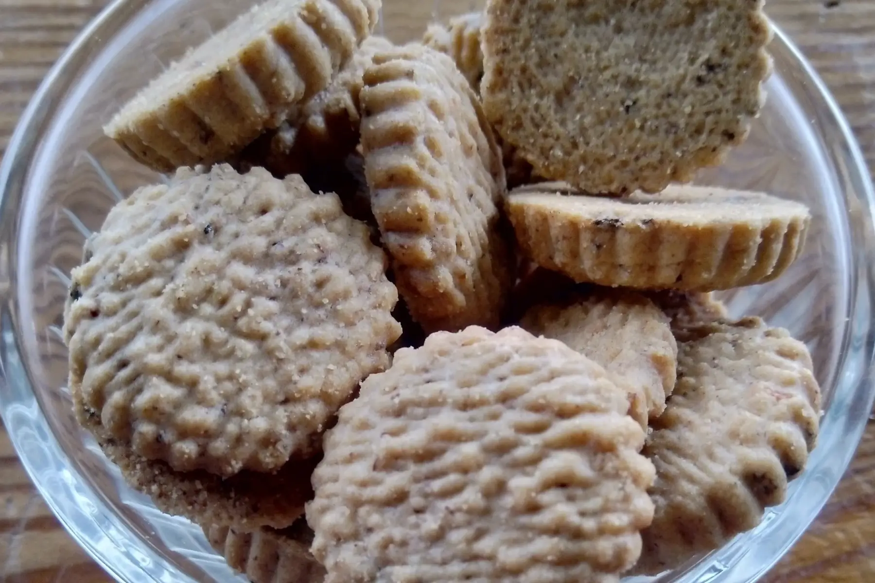 biscuits salés olives noires et piment d'espelette