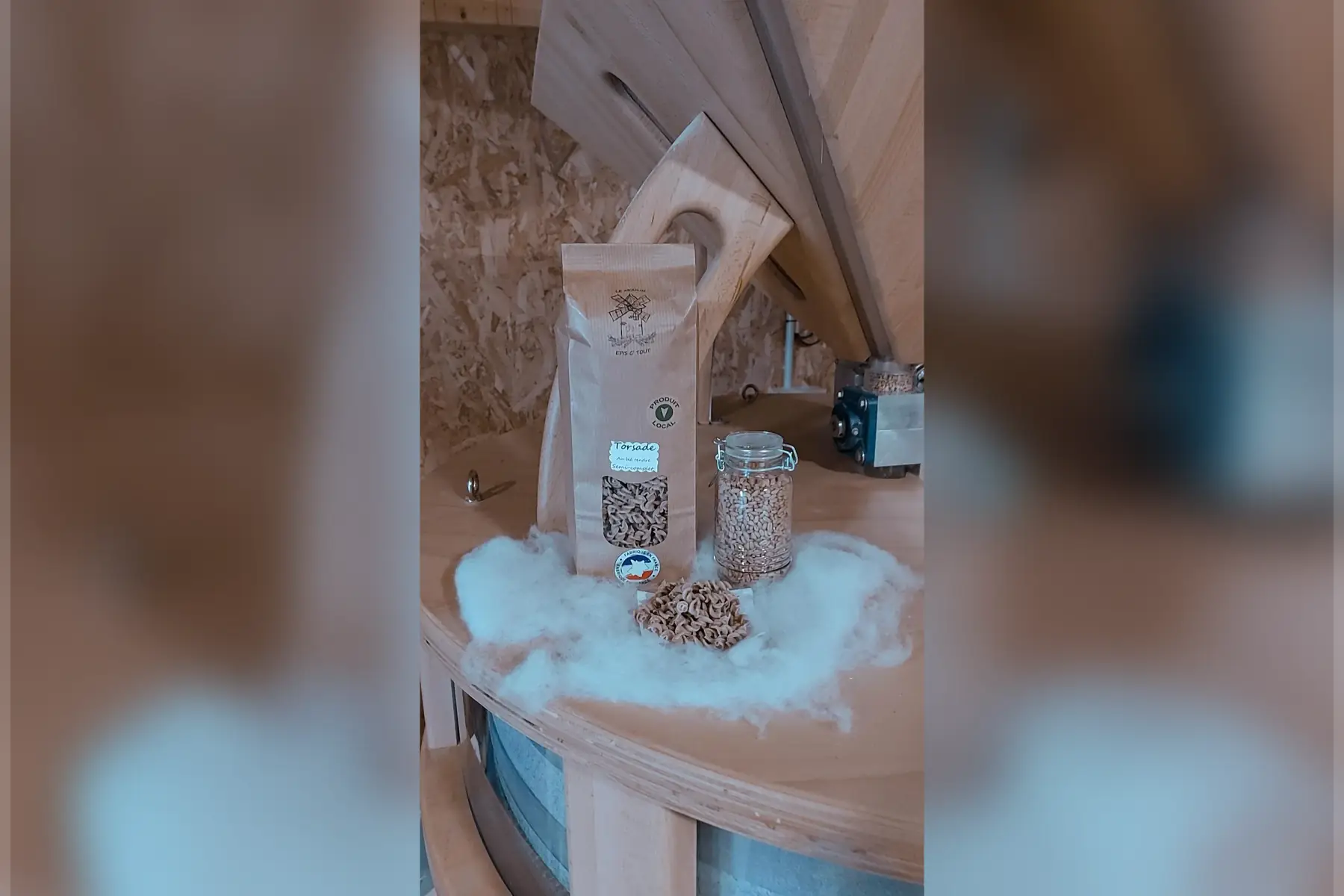 pâtes semi complète à base de blé tendre (farine t110) torsade