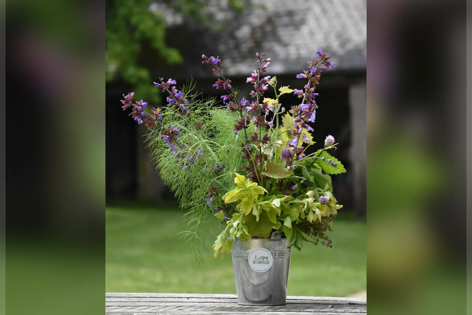 bouquet d'herbes aromatiques & fleurs comestibles bio