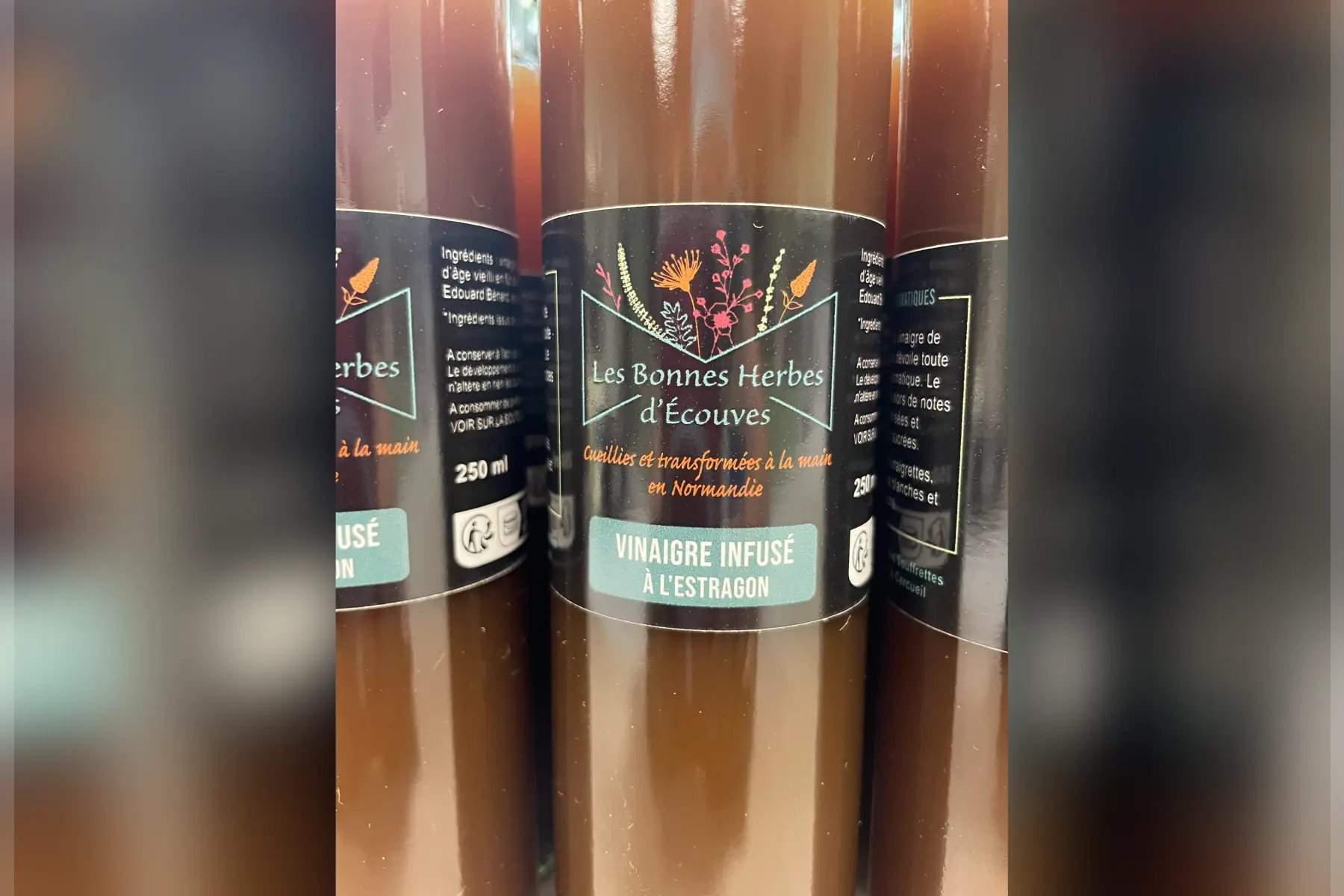 Vinaigre de cidre infusé à l'Estragon