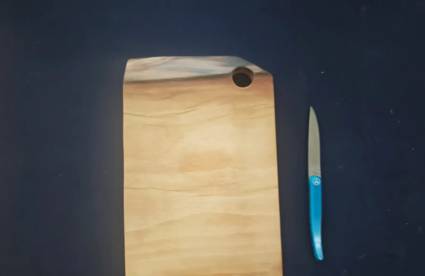 Plancher découper en platane