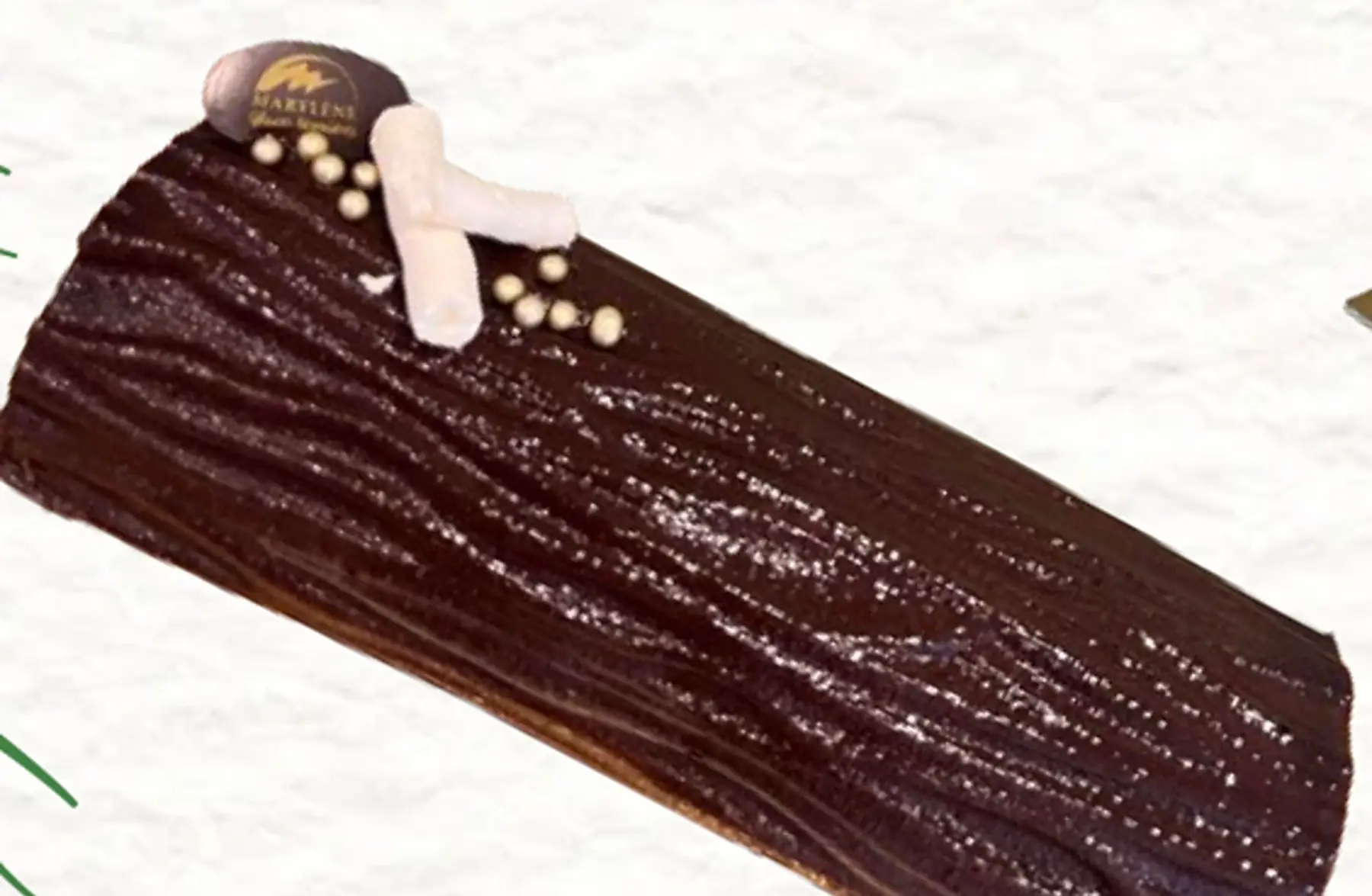 Bûche glace chocolat et crème glacée caramel sur biscuit Streusel 4/5 parts